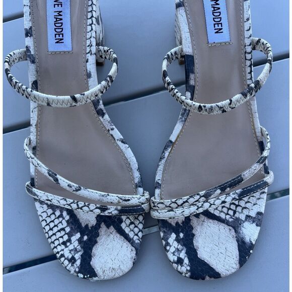 Steve Madden Block Heel Snake Print Sandal - Size 7.5 - Multicolored - Picture 4 of 9